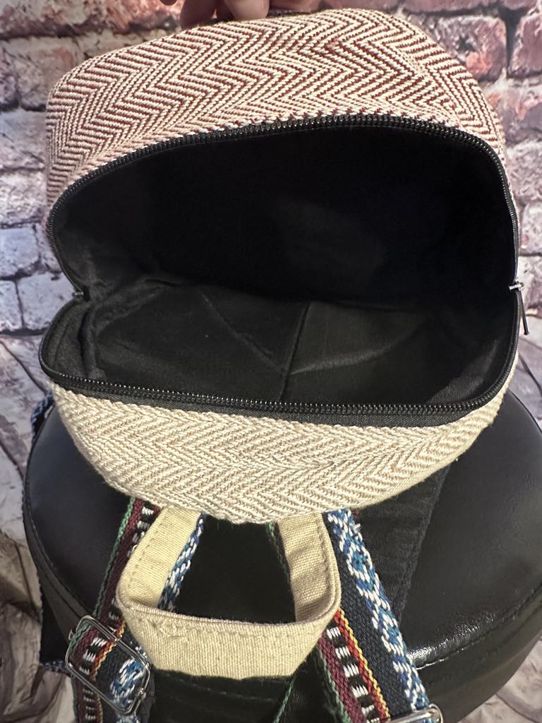 Mini Hemp Backpack 25x25cm – Handmade in Nepal – Boho Festival Rucksack – THC-Free