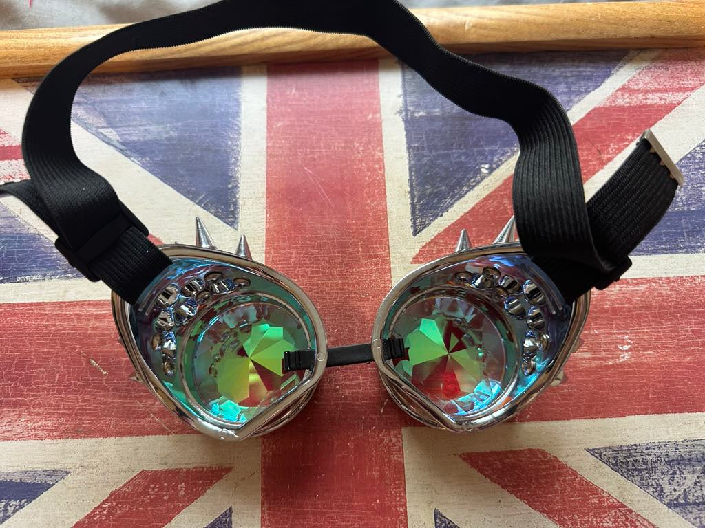 Silver Spiked Steampunk Goggles β Kaleidoscope Lenses