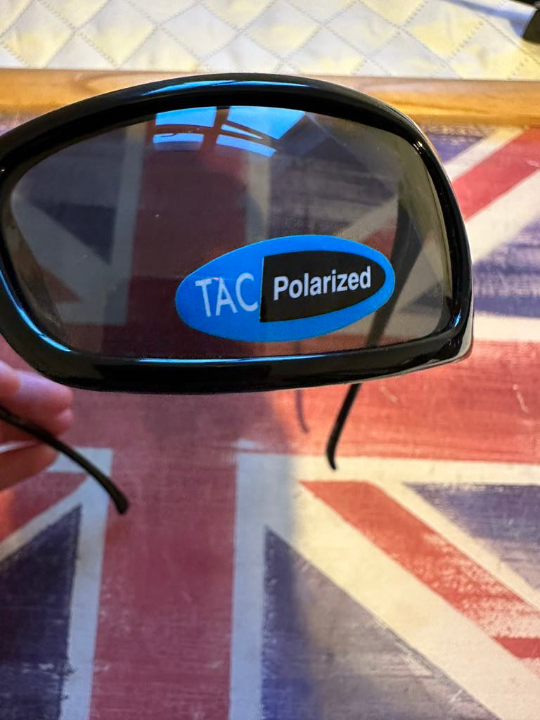 Floats Kingfish 7002 Polarized Sunglasses Floating Frame TAC Lenses Black – Ideal for Water Sports
