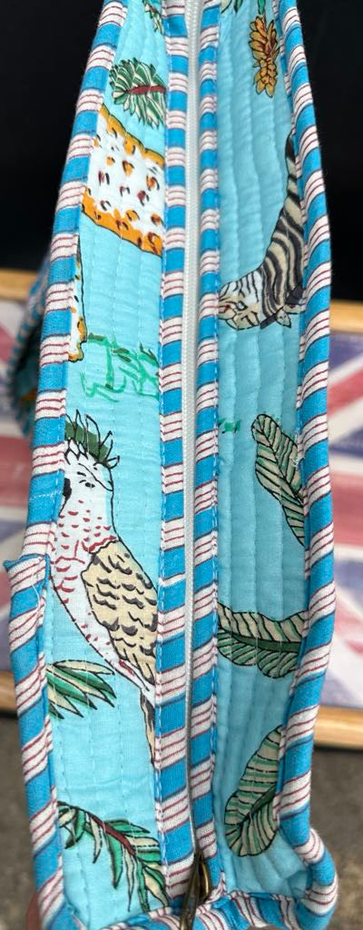 Quilted Tote Bag Jungle Animal Print – Blue Tropical Safari – 33x33cm