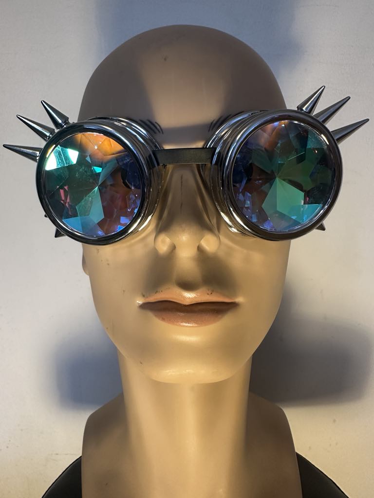 Silver Spiked Steampunk Goggles β Kaleidoscope Lenses
