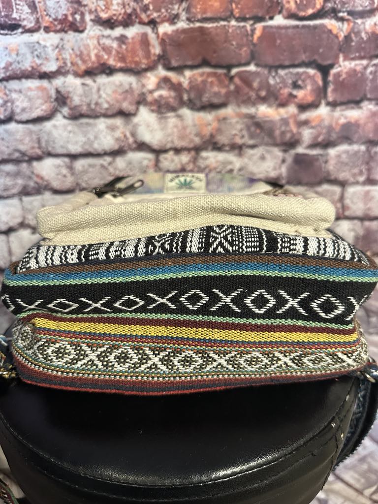 Mini Hemp Backpack 25x25cm – Handmade in Nepal – Boho Festival Rucksack – THC-Free