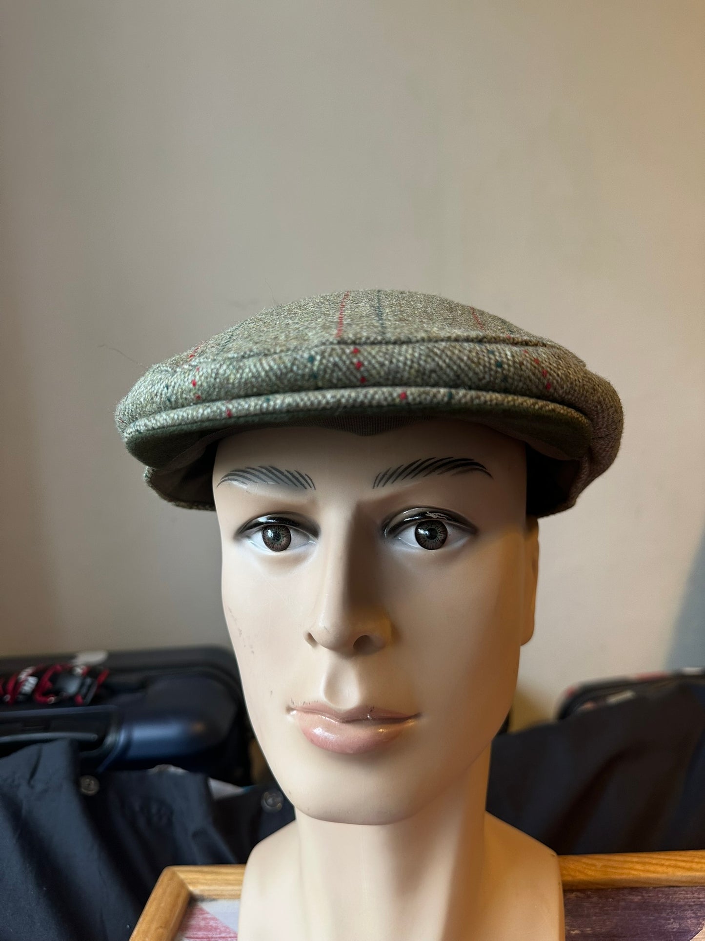 Hawkins Country Collection Tweed Flat Cap 62 – Made in England – Wool Blend Classic Hat
