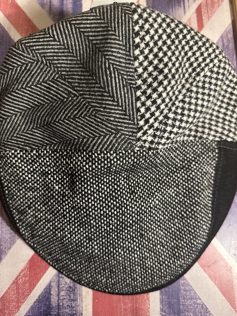 Men’s Flat Cap Newsboy Hat Herringbone Tweed Style – Size 58cm – Wool Blend