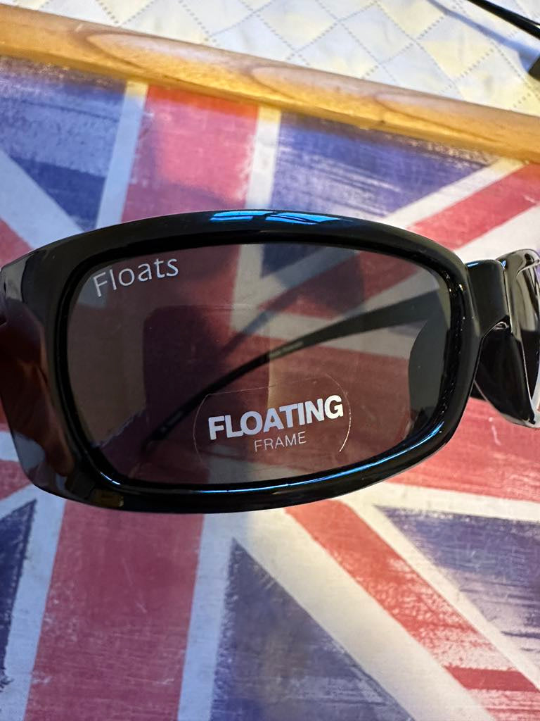 Floats Kingfish 7002 Polarized Sunglasses Floating Frame TAC Lenses Black – Ideal for Water Sports
