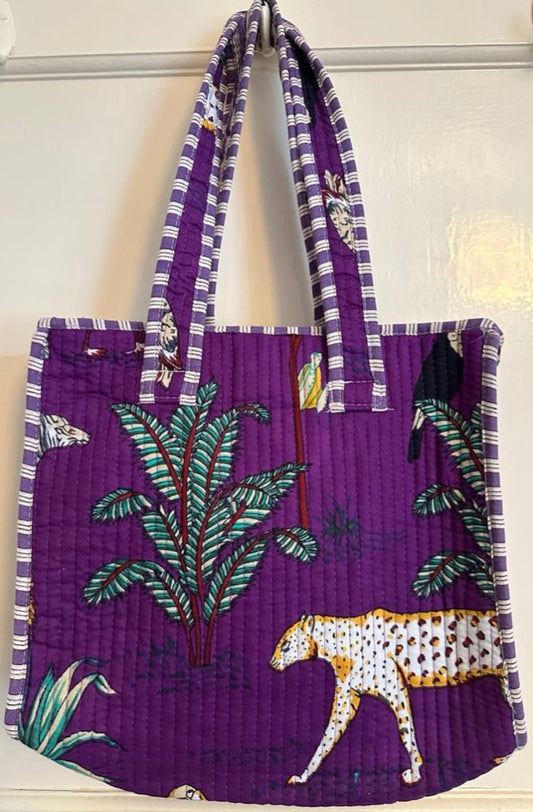 Handmade Quilted Tote Bag – Purple Jungle Print with Cheetah & Parrot – 29x29cm – Zip Closure