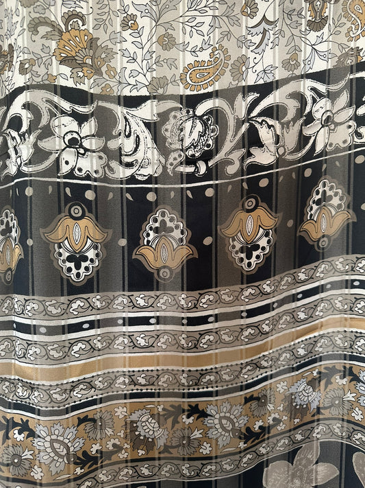 Elegant Vintage-Inspired Floral Scarf 39x160cm – Grey Gold Black – 100% Polyester